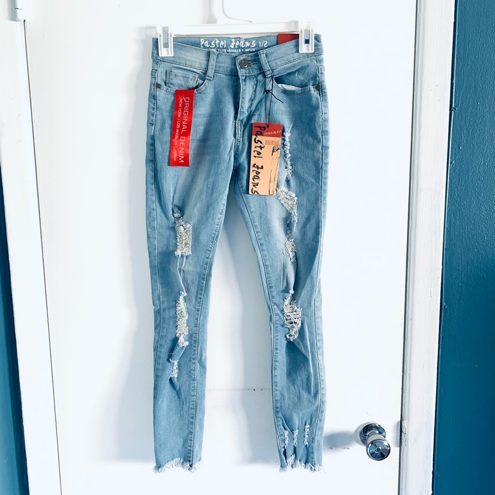 PASTEL JEANS (NWT)